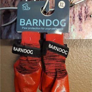 NWT Barndog XL Red Paw Protectors